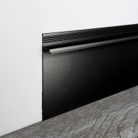 Плинтус крытого монтажа черный RSP 80