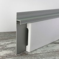 Плинтус крытого монтажа серебро SP 80